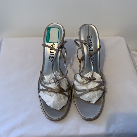 Sam & Libby High Heel - Picture 2 of 3